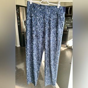 Athlete pull-on pants